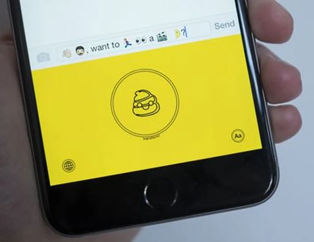 صفحه کلید Emojimo همزمان متن شما را به شکلک تبدیل می کند