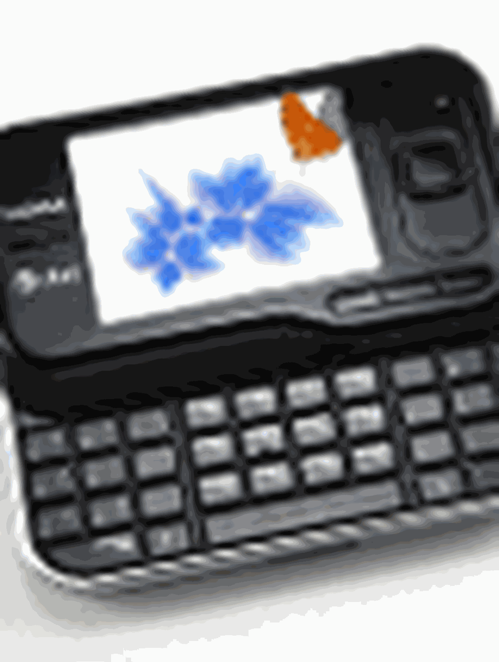 تصاویری جدید از گوشی Nokia 6790 Mako