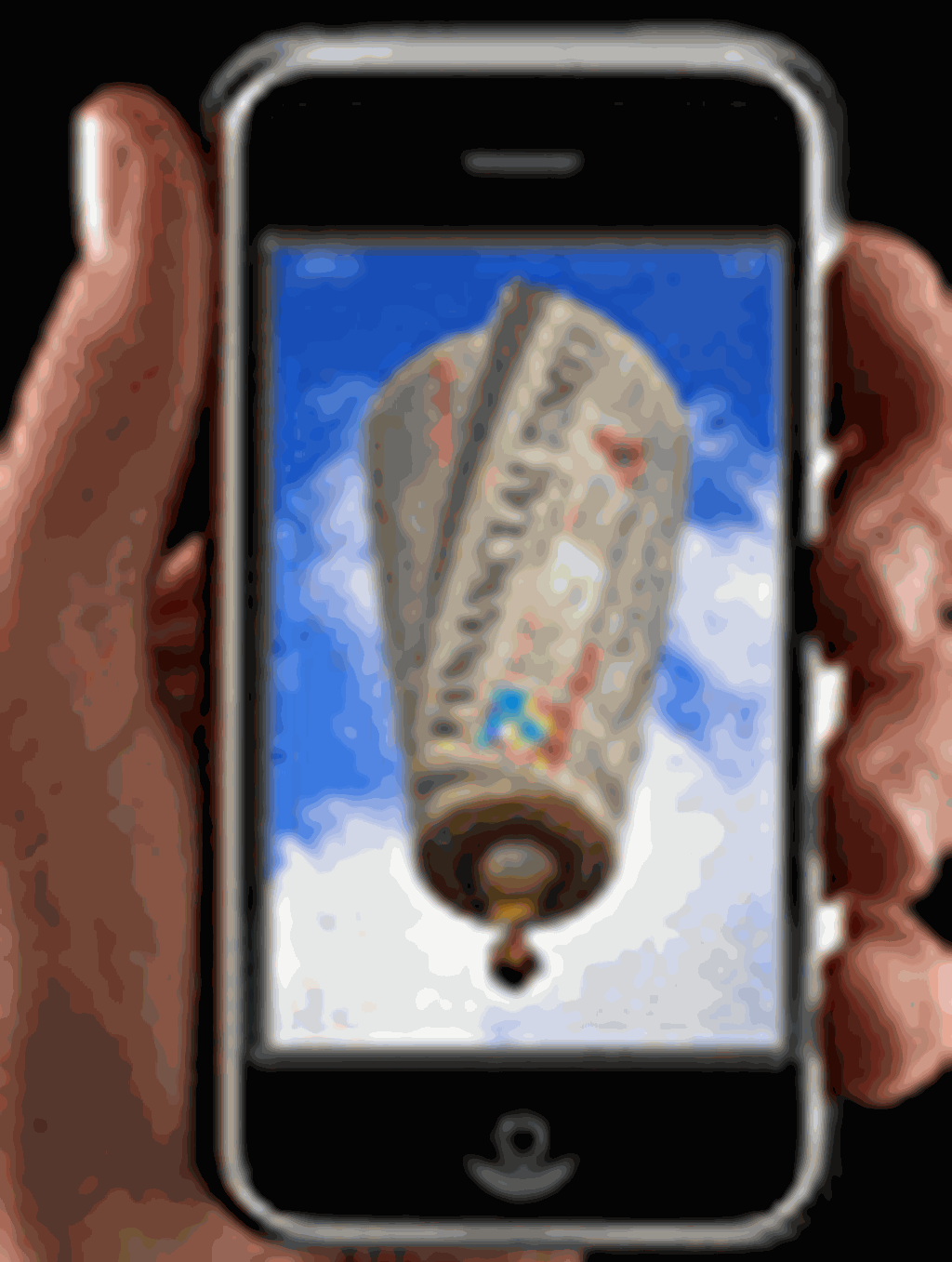 ورود آیفون به قلمرو Financial Times