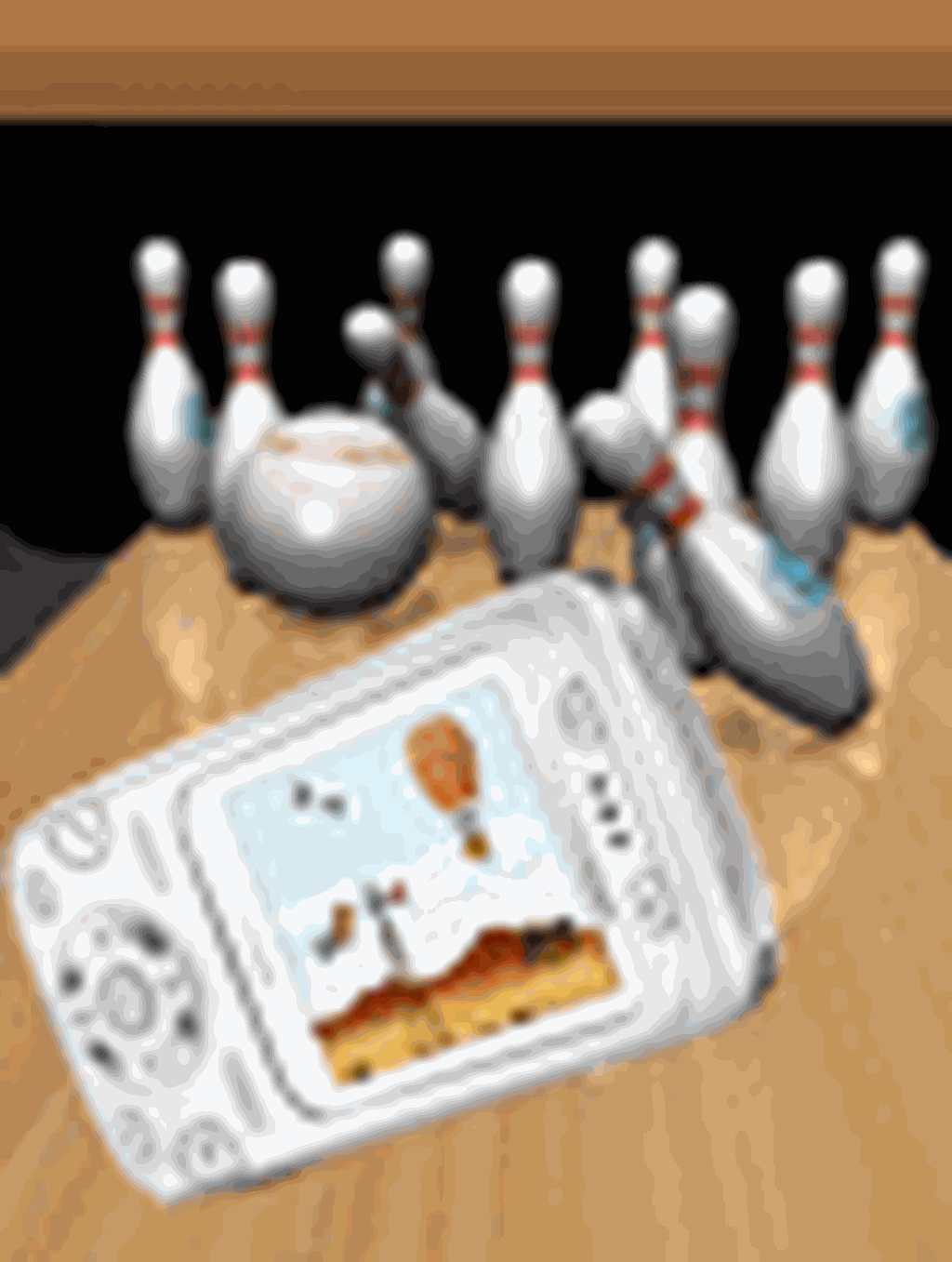 پارس کامتل و عرضه Sony Ericsson F305