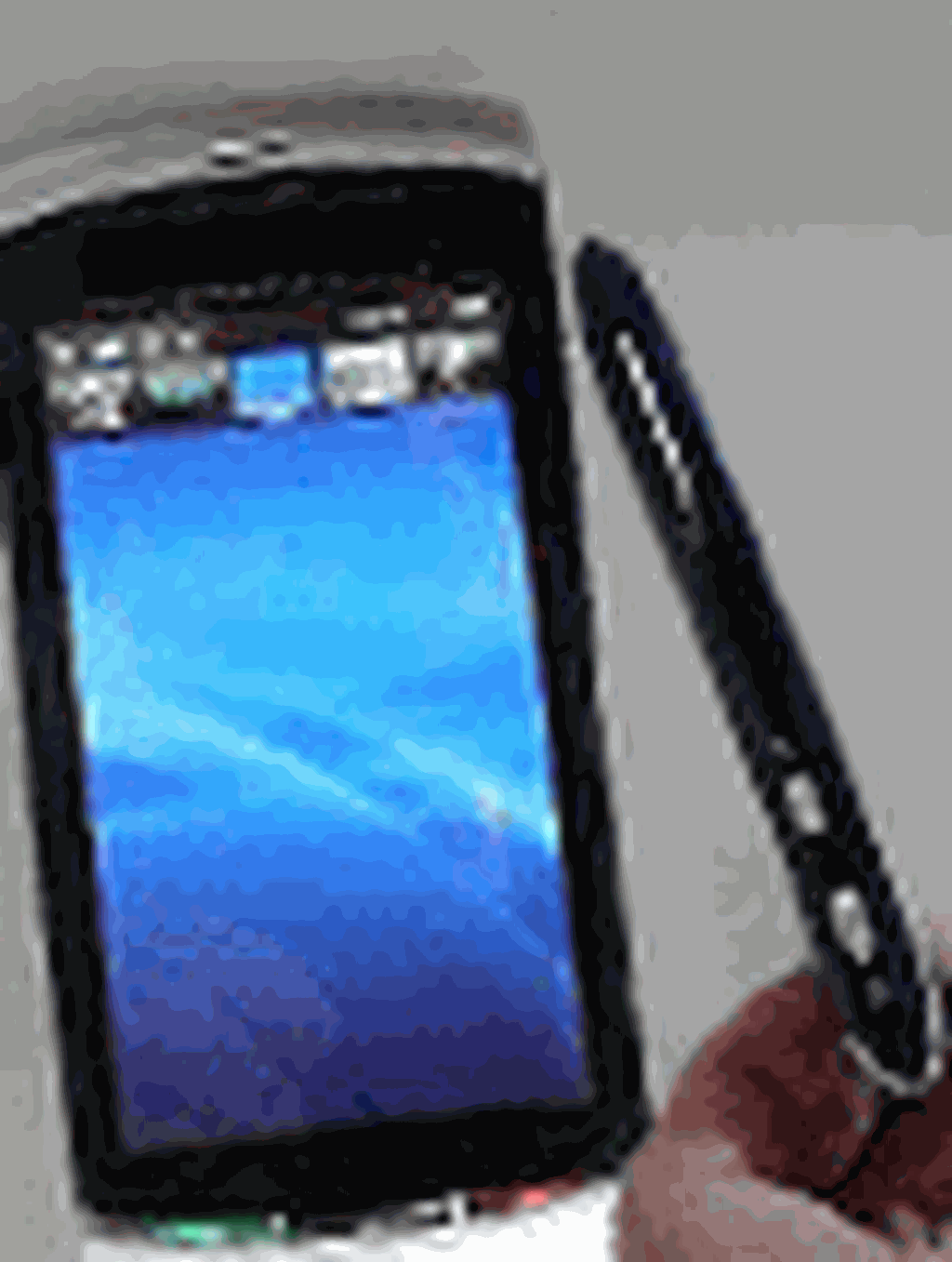 Kuara؛ تمام لمسی جدید سونی اریکسون