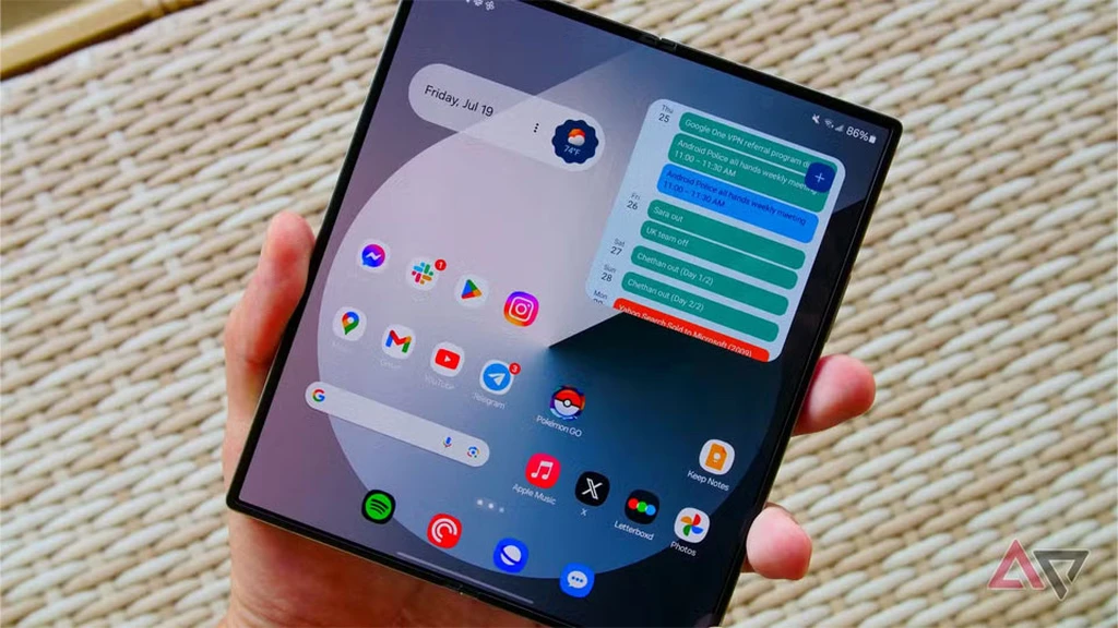 Galaxy Z Fold 6