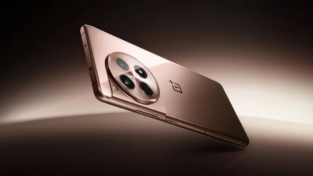 Oneplus ace 3.jpg