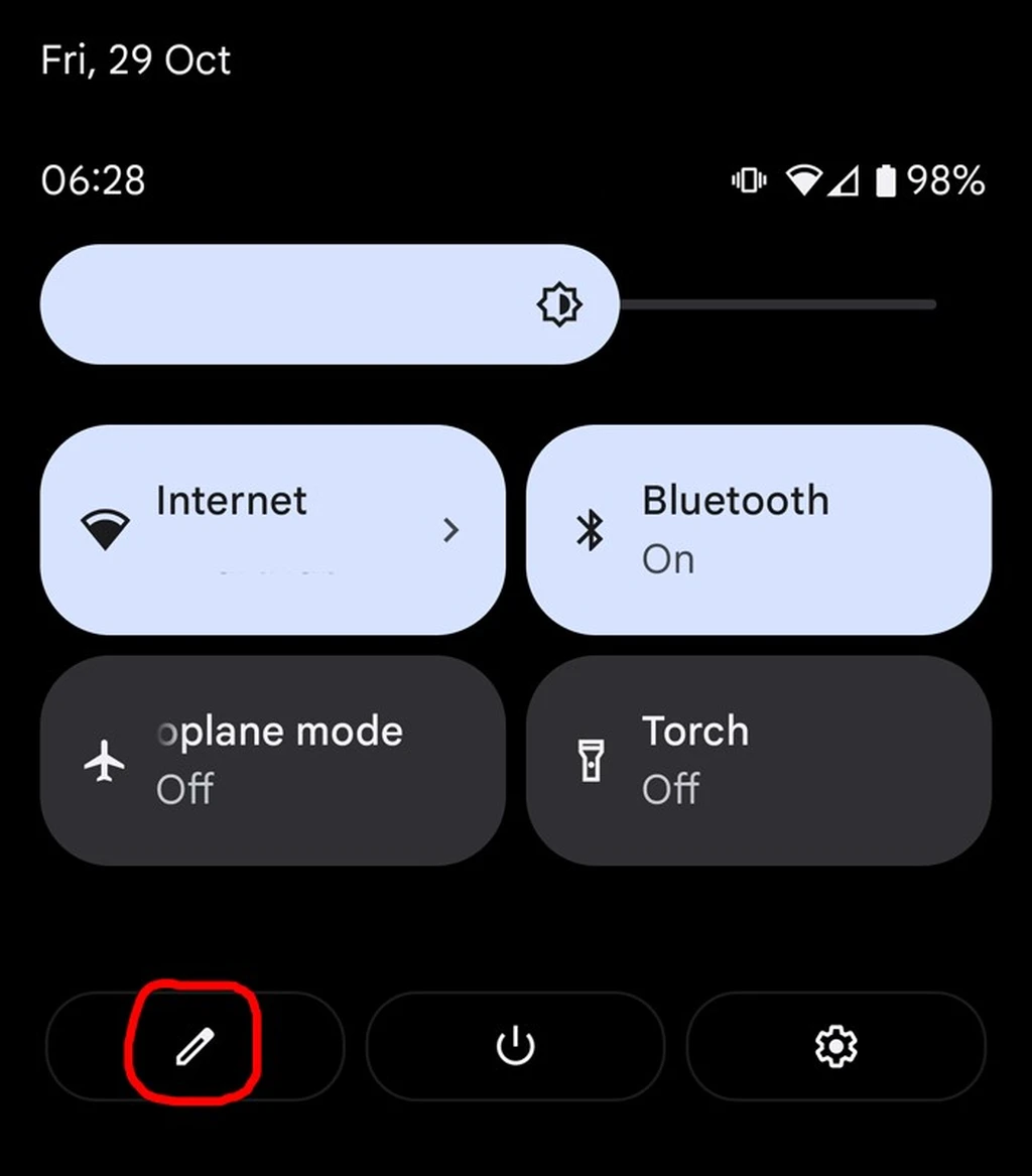 Quick Settings tiles در گوشی Google Pixel 8a