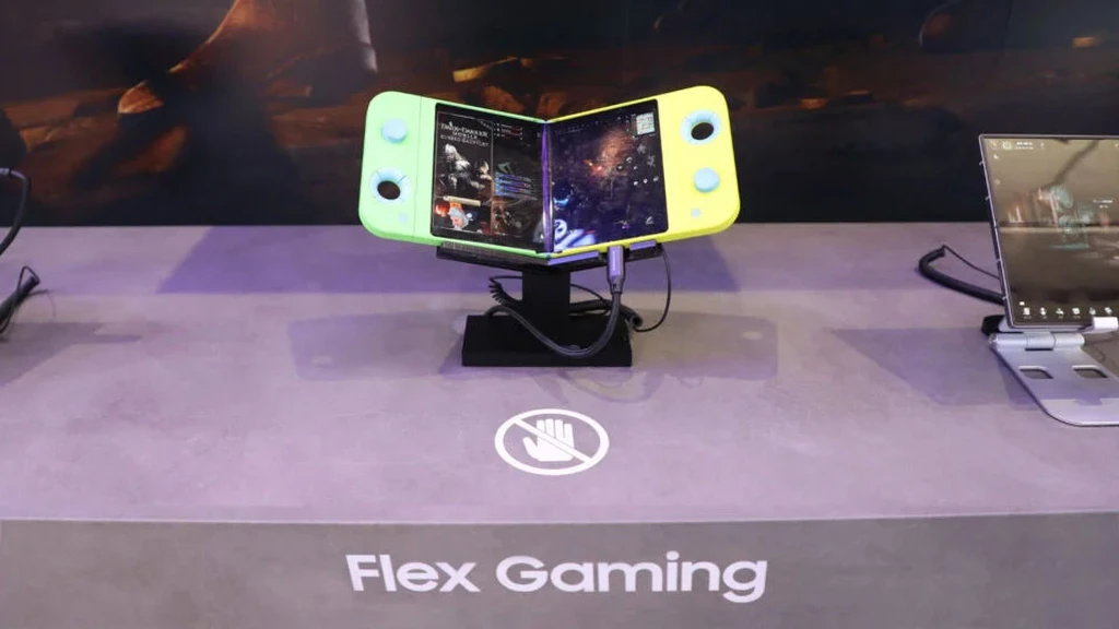 Samsung Flex Gaming Concept