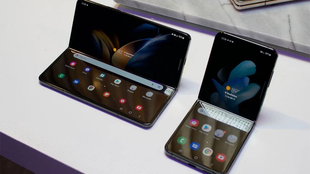 foldable phones