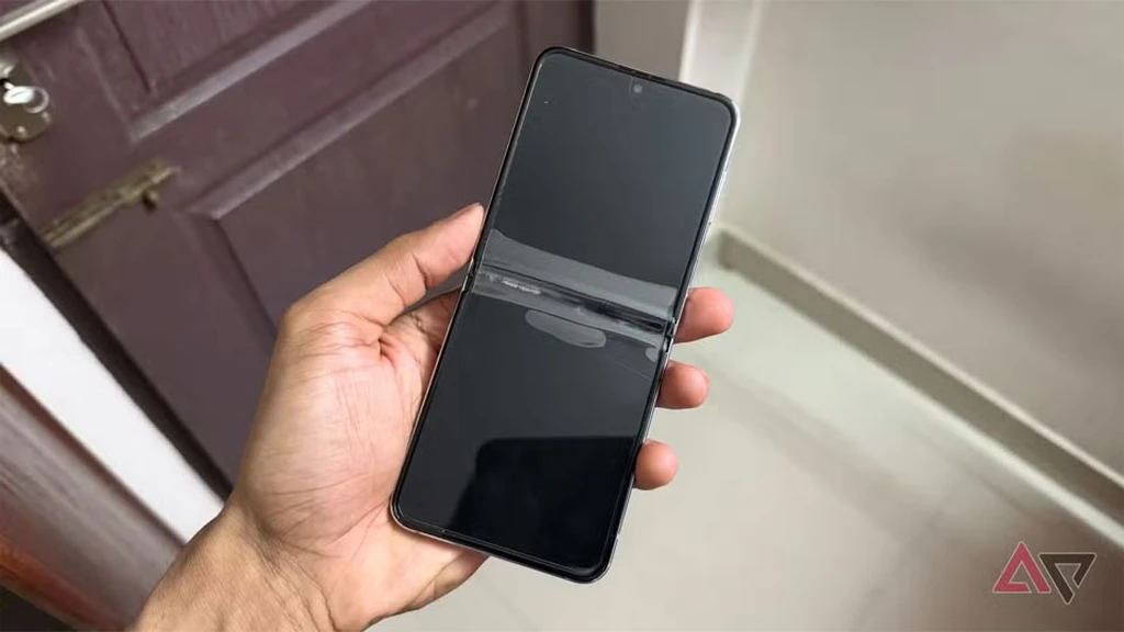 Folding phones