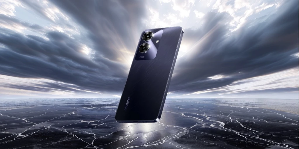 realme 4.jpg
