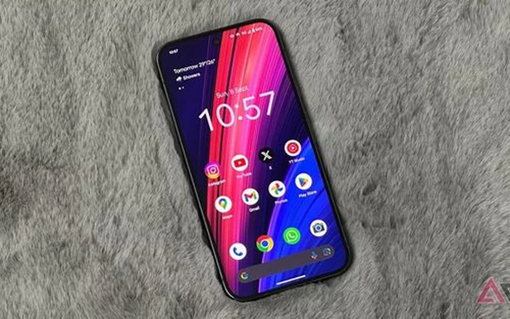 گوگل پیکسل 10 قابلیت کاربردی نمایشگر آیفون را احیا میکند