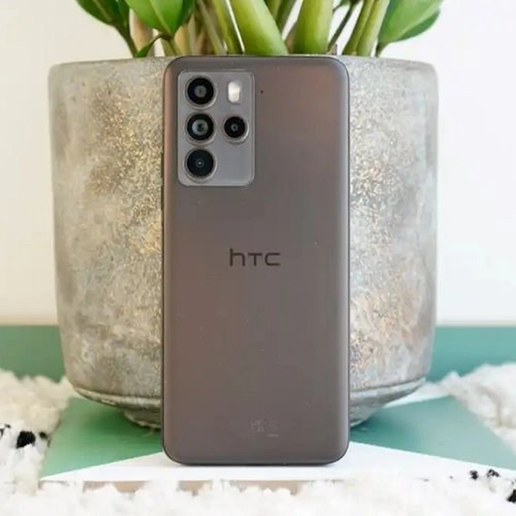 گوشی جدید HTC با اسنپدراگون ۷ نسل سه در گوگل پلی لیست شد