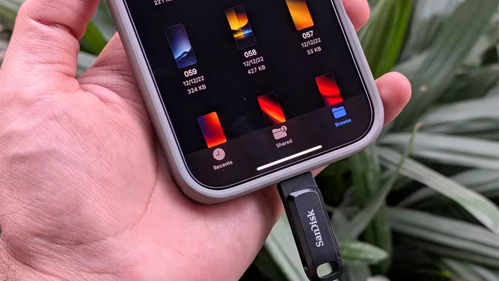 smartphone port