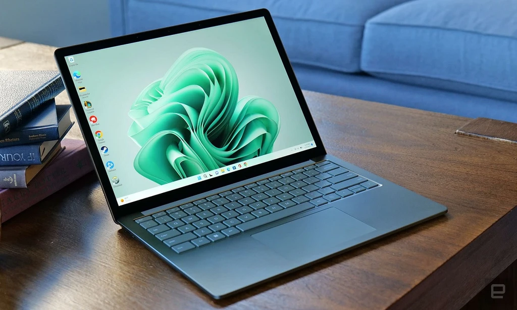 surface laptop 5.jpg