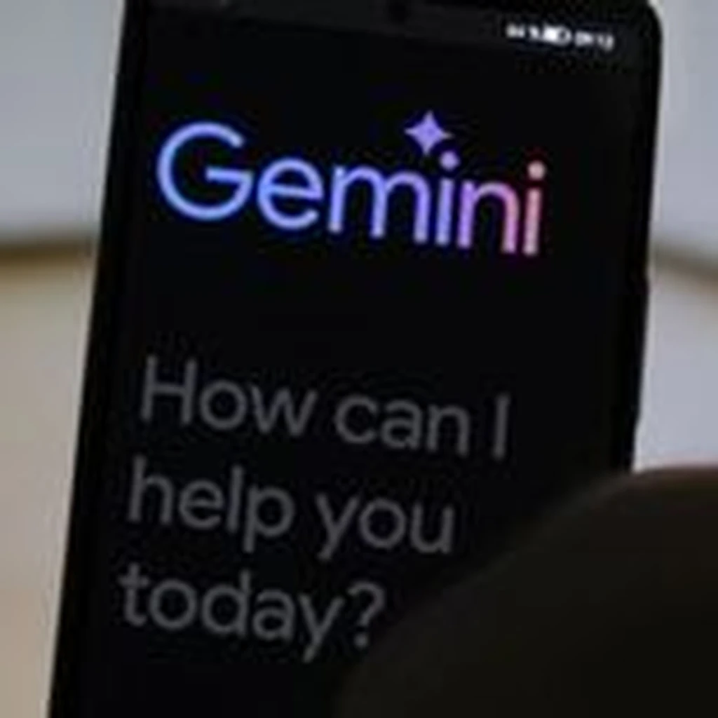 چت‌بات Gemini؛ رباتی که در جیب شما زندگی خواهد کرد