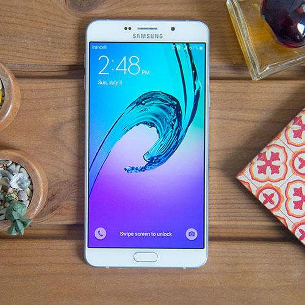 بررسی تخصصی Galaxy A9؛ غول سربه زیر سامسونگ