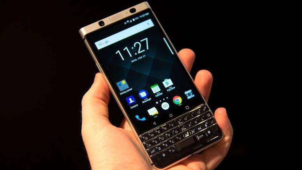 تماشا کنید: ویدئو آنباکس Blackberry KEYone