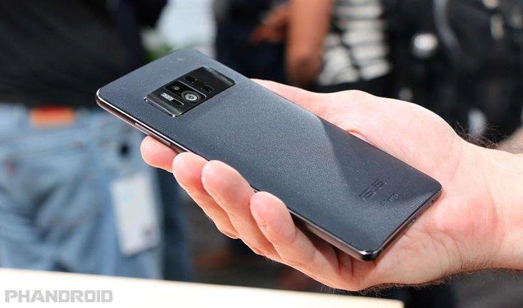 نگاهی نزدیک به گوشی Asus Zenfone AR