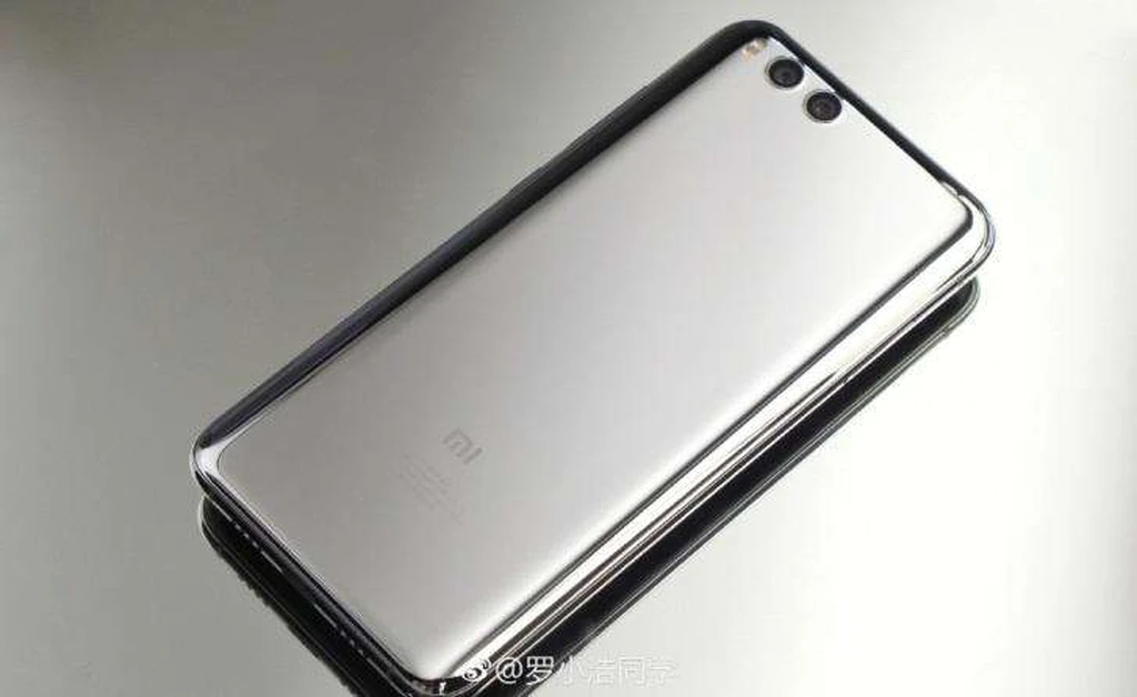 پرچمدار Xiaomi Mi 7 با بریدگی در بالای نمایشگر عرضه خواهد شد