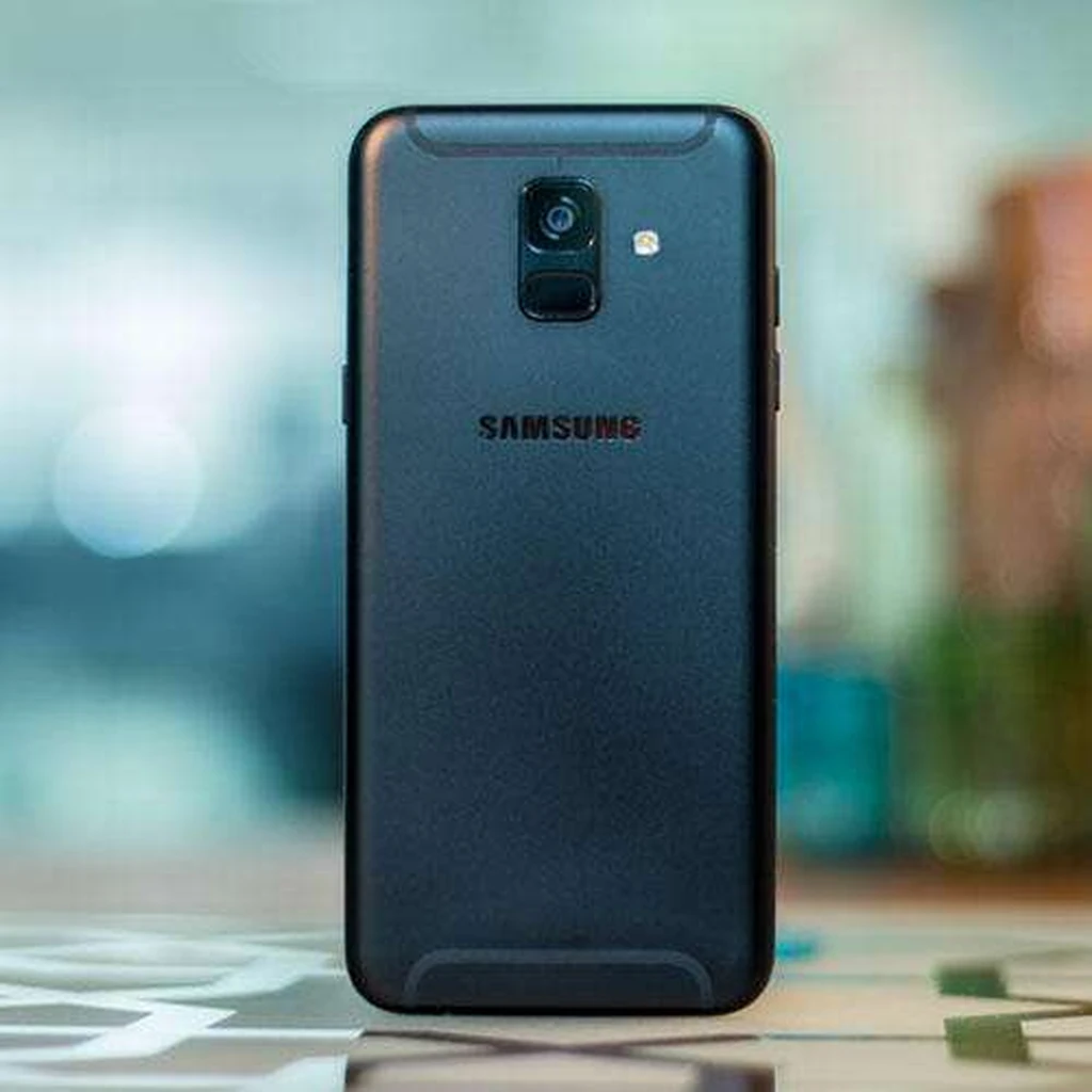 بررسی تخصصی Samsung Galaxy A6