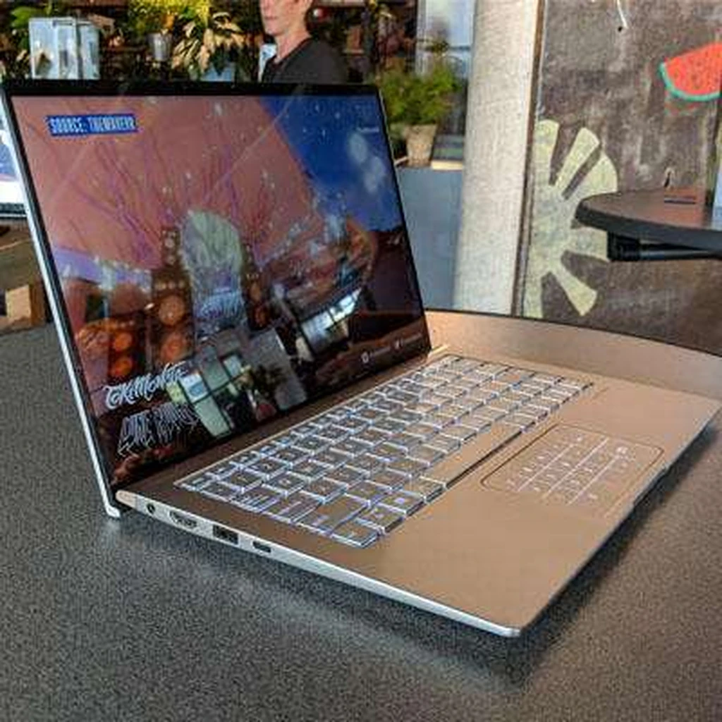  IFA 2018: ایسوس از نسل جدید Zenbook با حاشیه‌های نمایشگر بسیار باریک رونمایی کرد