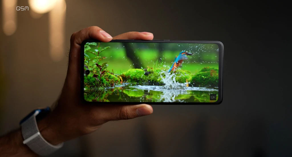 نمایشگر گوشی TCL 50