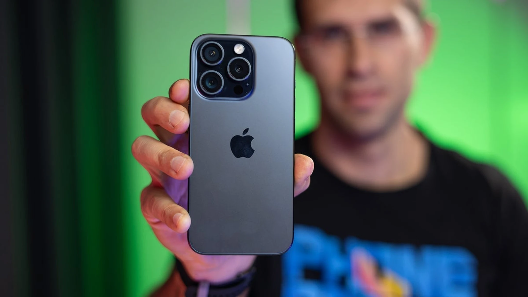 The-update-to-iOS-17.4-is-draining-some-iPhone-users-batteries.jpeg