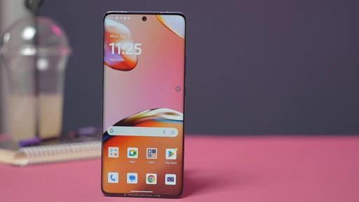موتورولا اج 50 پرو ظرفیت 256GB رم 12GB-3